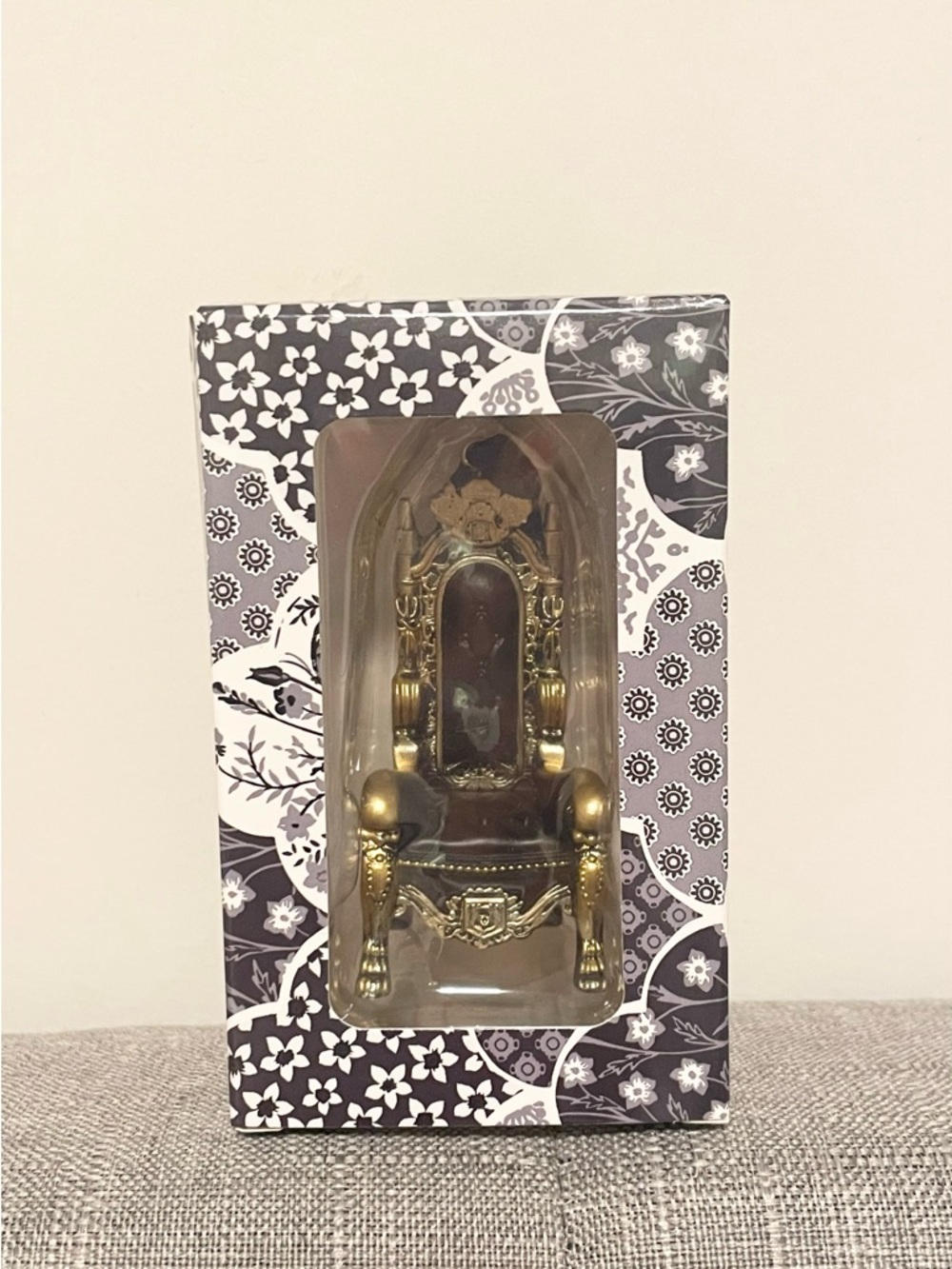 Taylor Swift Reputation Throne Ornament